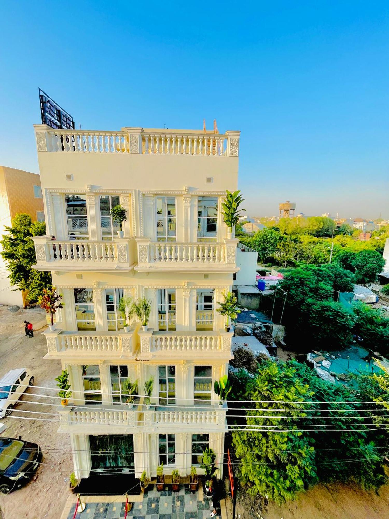 Hotel Crown Lahore Exterior foto